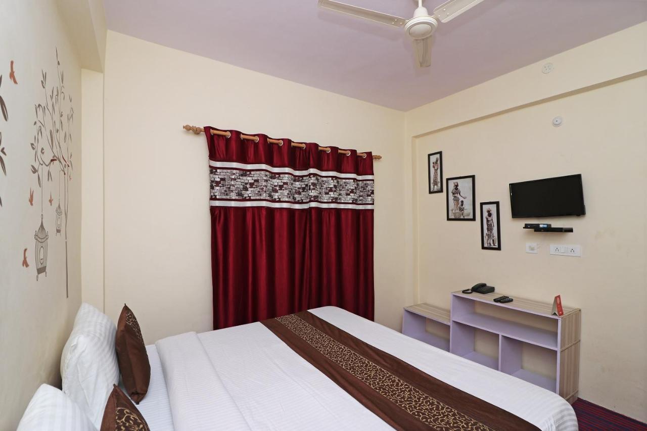 Oyo 13728 Hotel Kempty Valley View Hotel & Restaurant Mussoorie Dış mekan fotoğraf